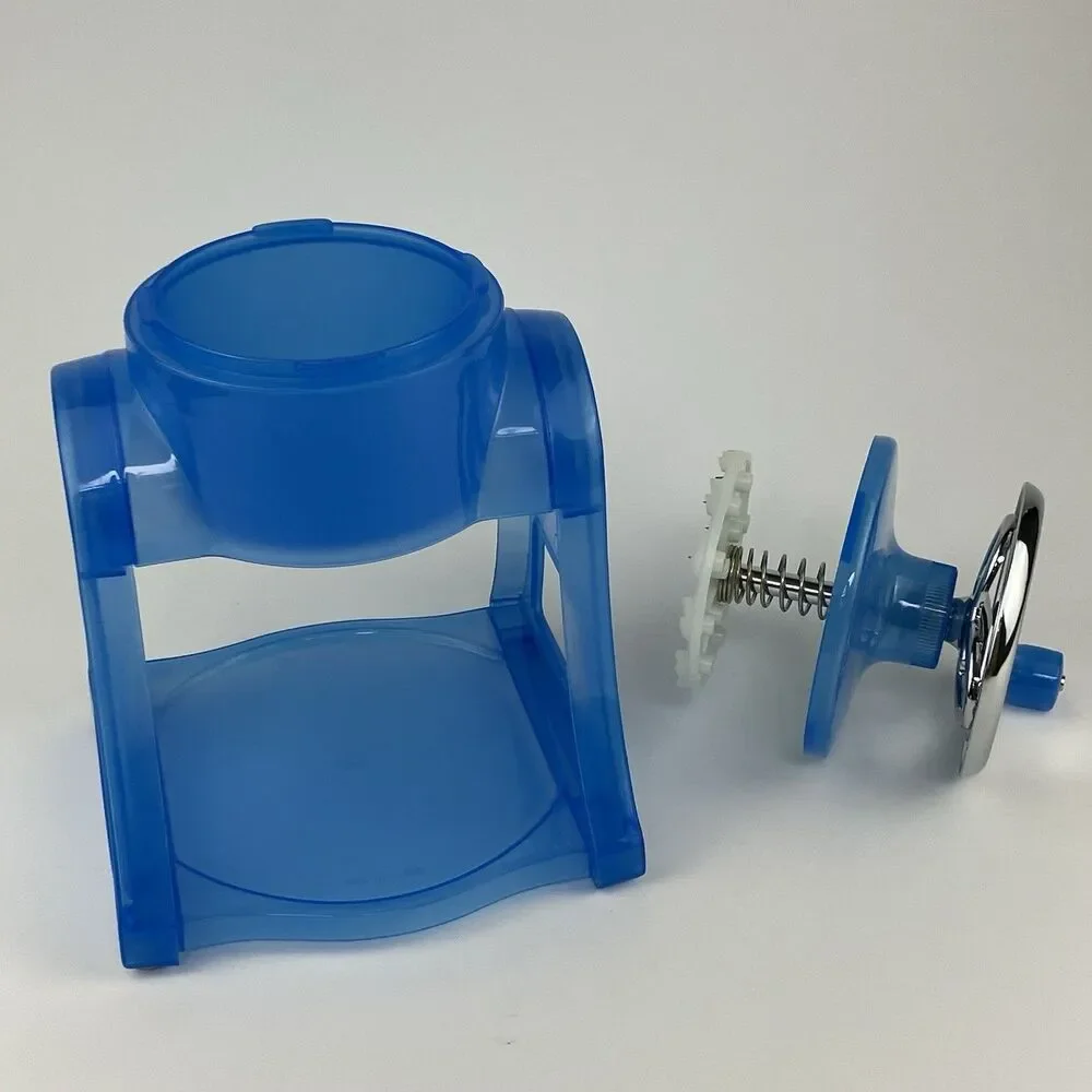 The Pampered Chef Ice Shaver | /w 6 Cups #2945